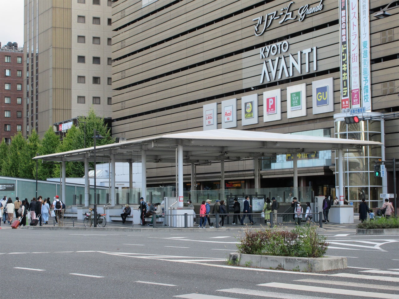 イベント広場上屋１